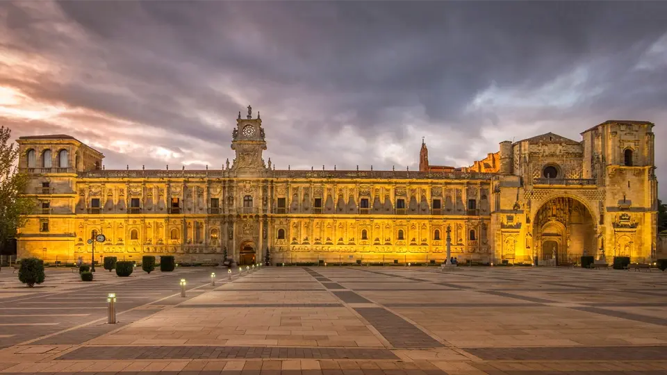 Parador de San Marcos (León)