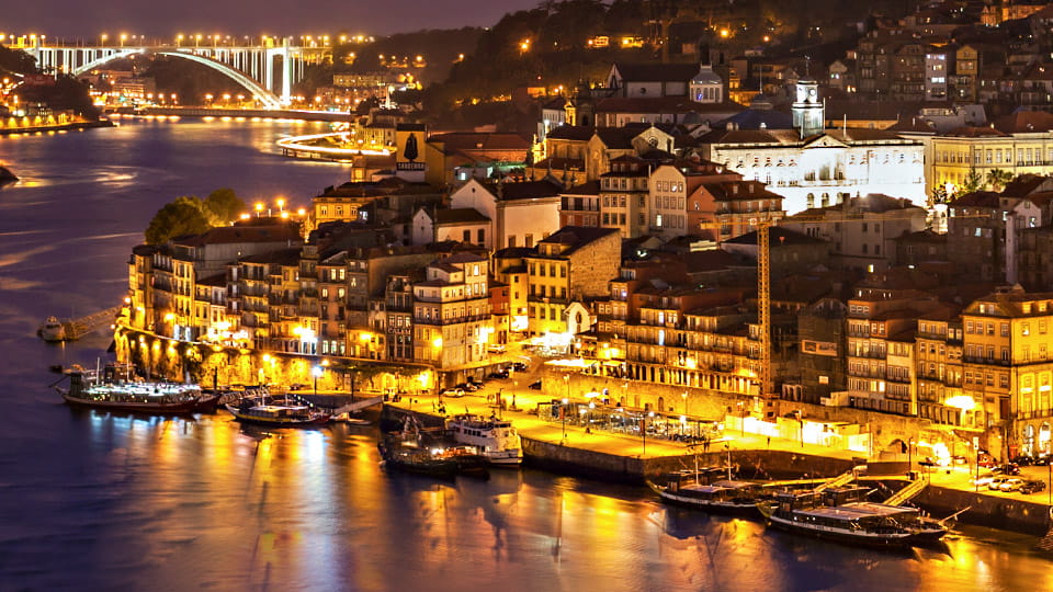 Douro river. Porto