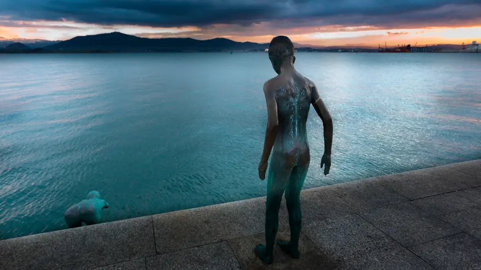 Monument to Los Raqueros. Santander