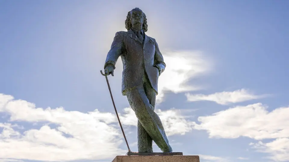 Monument to Dalí in Cadaqués