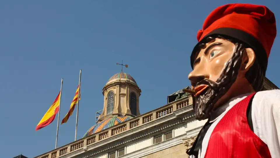 Giants and big heads