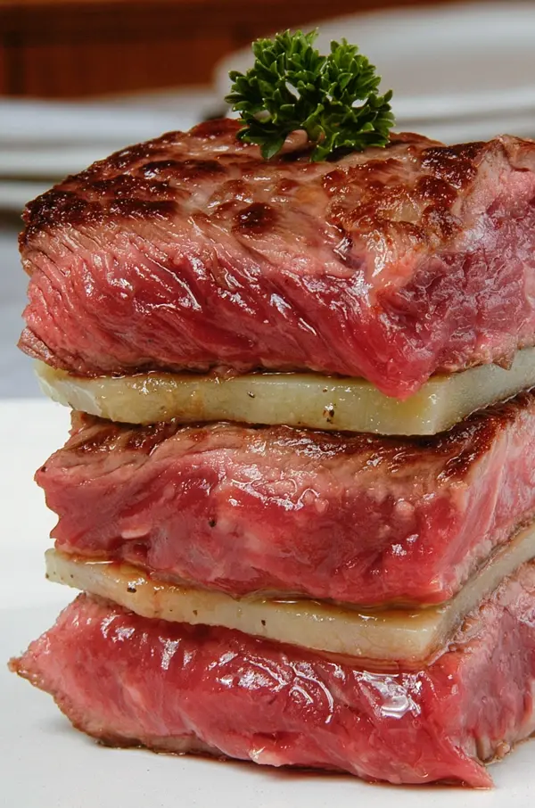 Beef tenderloin with Idiazabal cheese