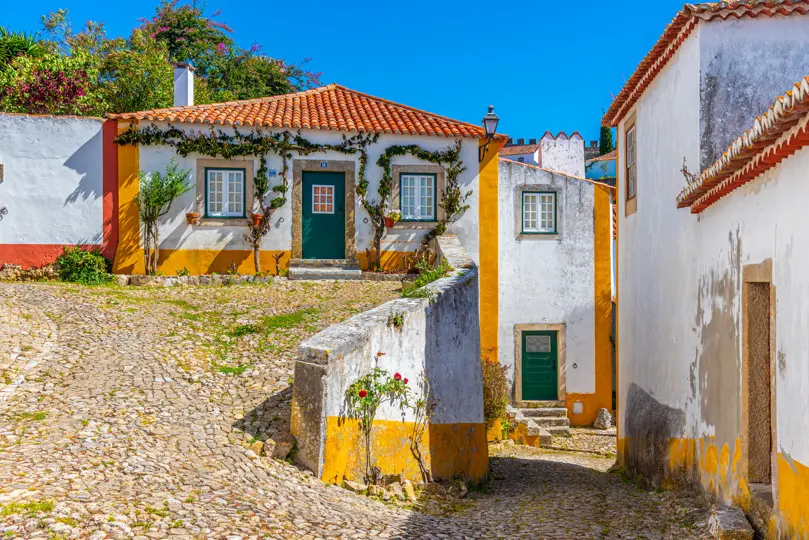 Narrow street inside Óbidos castle Narrow street inside Óbidos castle