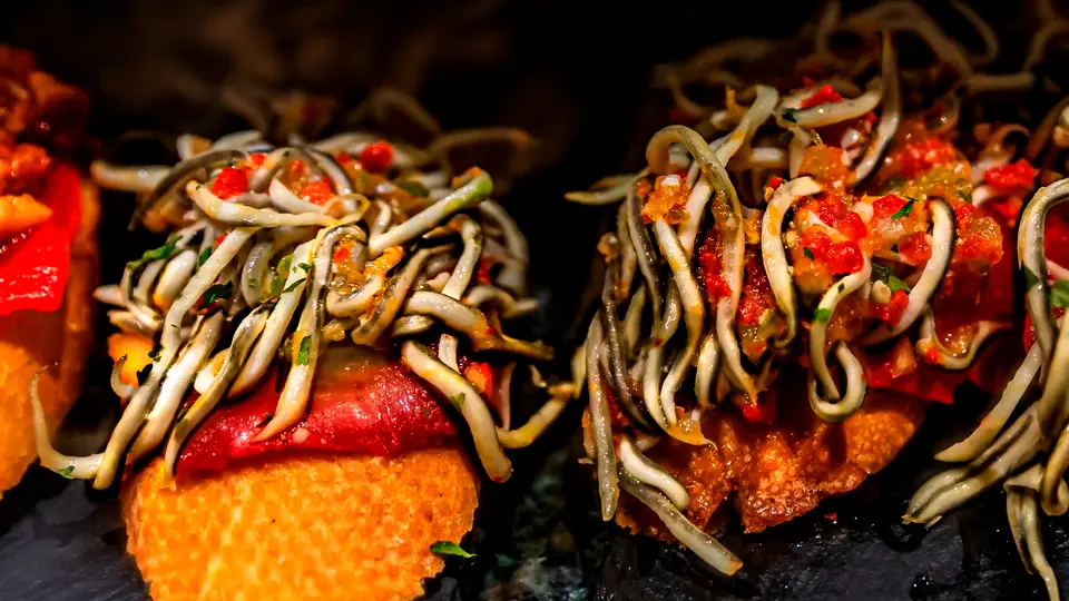 Pintxos. San Sebastián Pintxos. San Sebastián